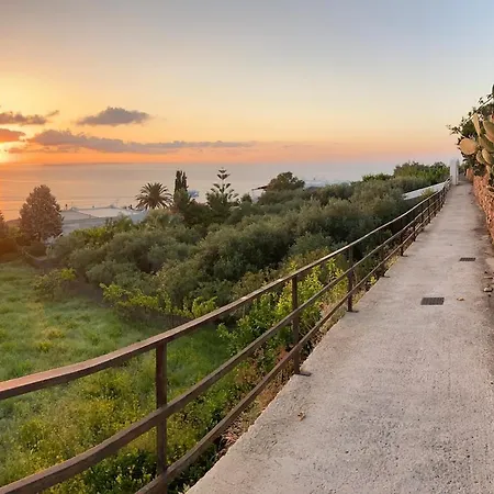 Eolian Mare - Floating Over The Sea Hébergement de vacances San Salvatore (Messina)