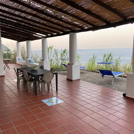 Eolian Mare - Floating Over The Sea Vakantiehuis