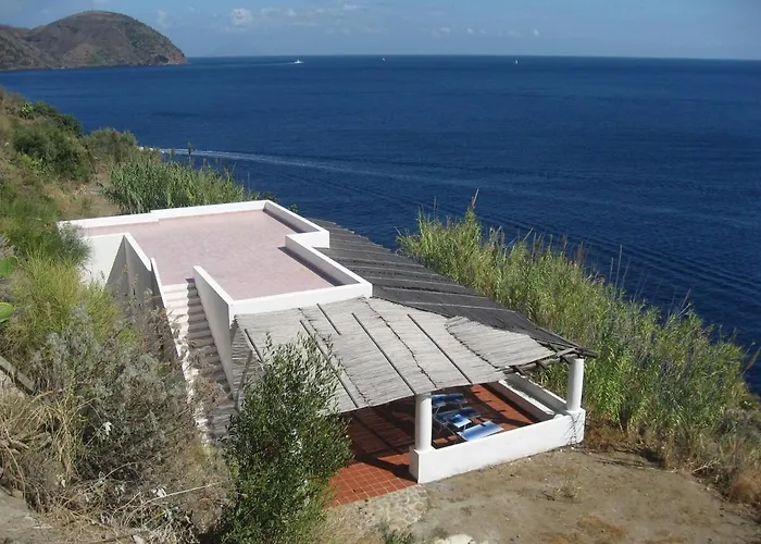 Eolian Mare - Floating Over The Sea * San Salvatore (Messina)